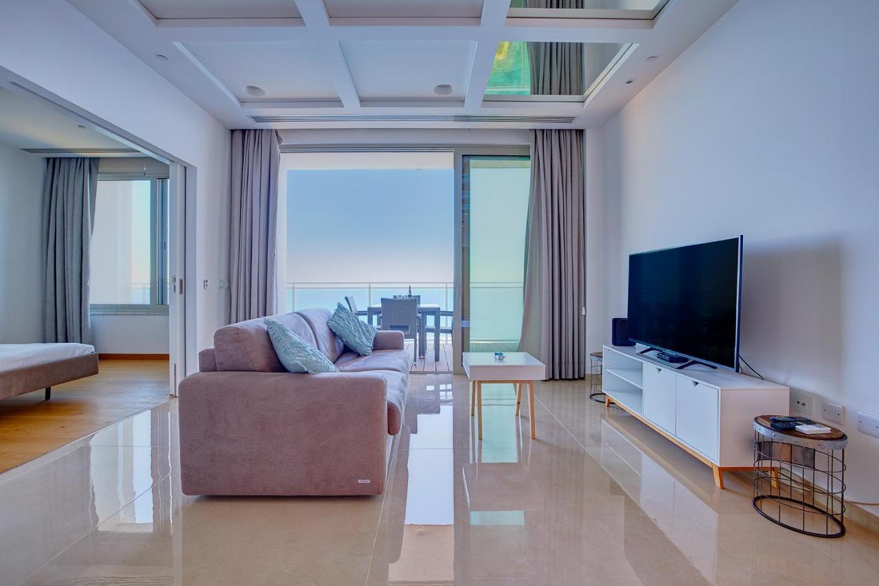 Luxurious Apt With Ocean Views And Pool In Tigne Point Sliema Exterior foto